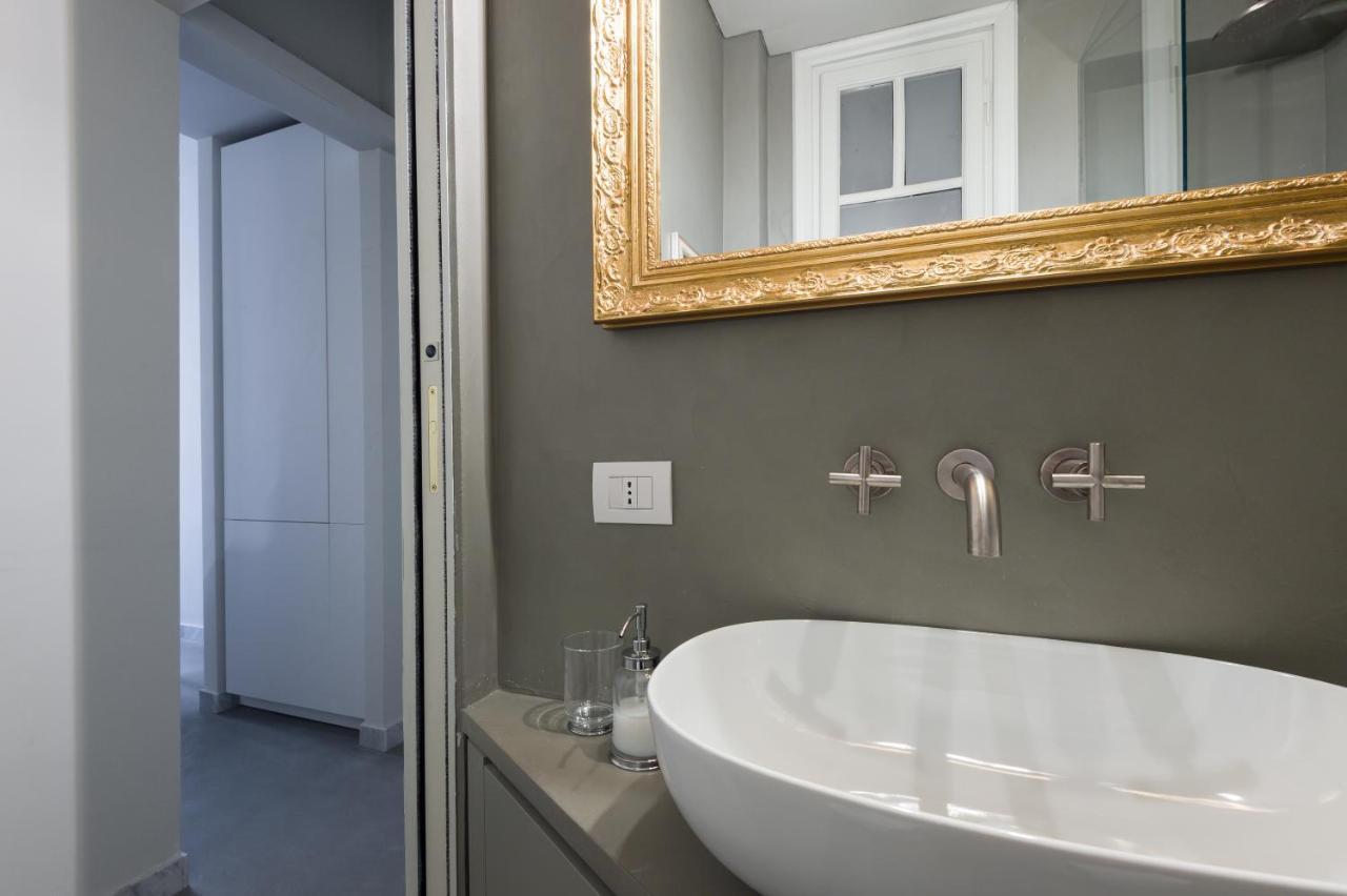 Casa Satrico Apartment โรม ภายนอก รูปภาพ