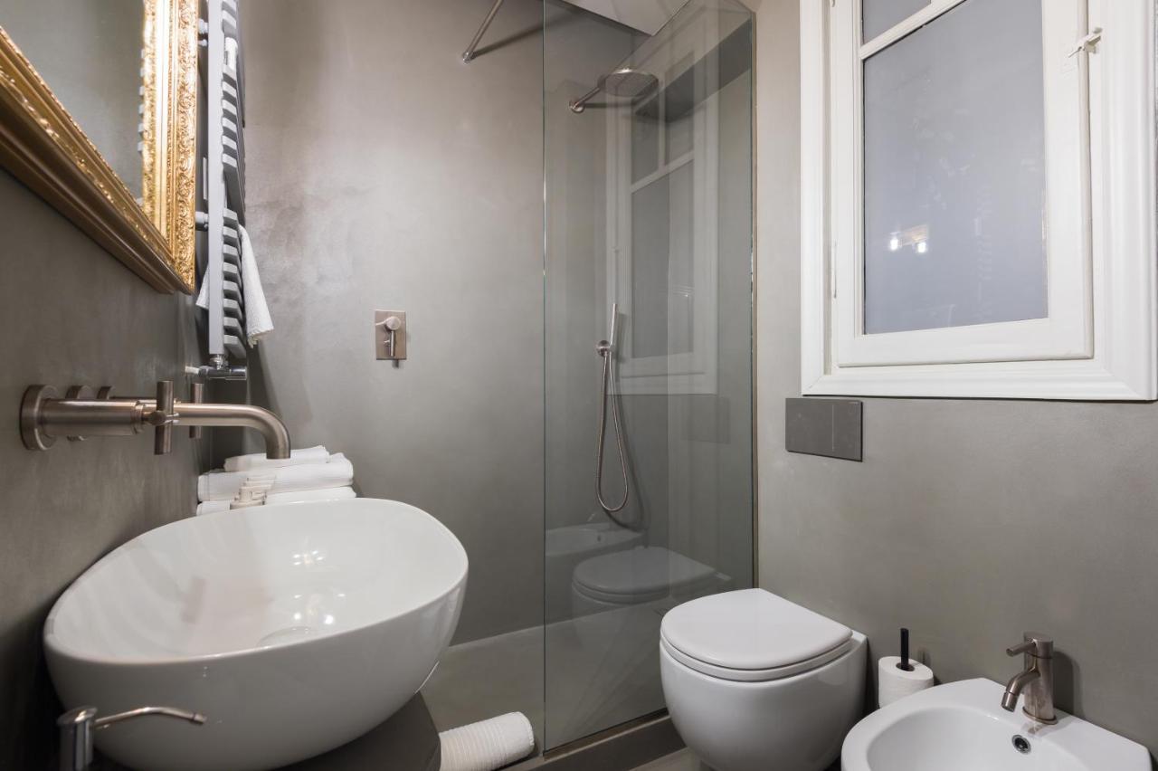 Casa Satrico Apartment โรม ภายนอก รูปภาพ